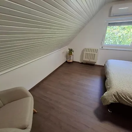 House Hertelend *