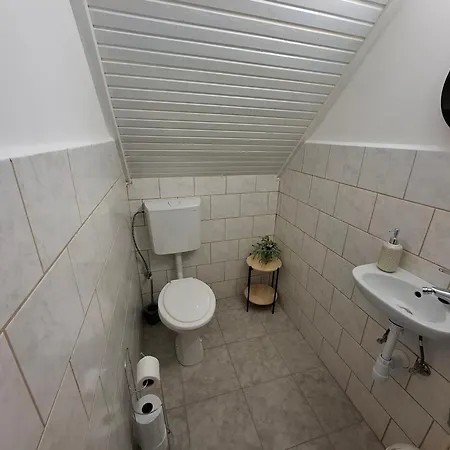 House Hertelend *