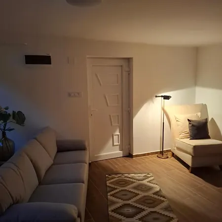 House Hertelend Ferienhaus *